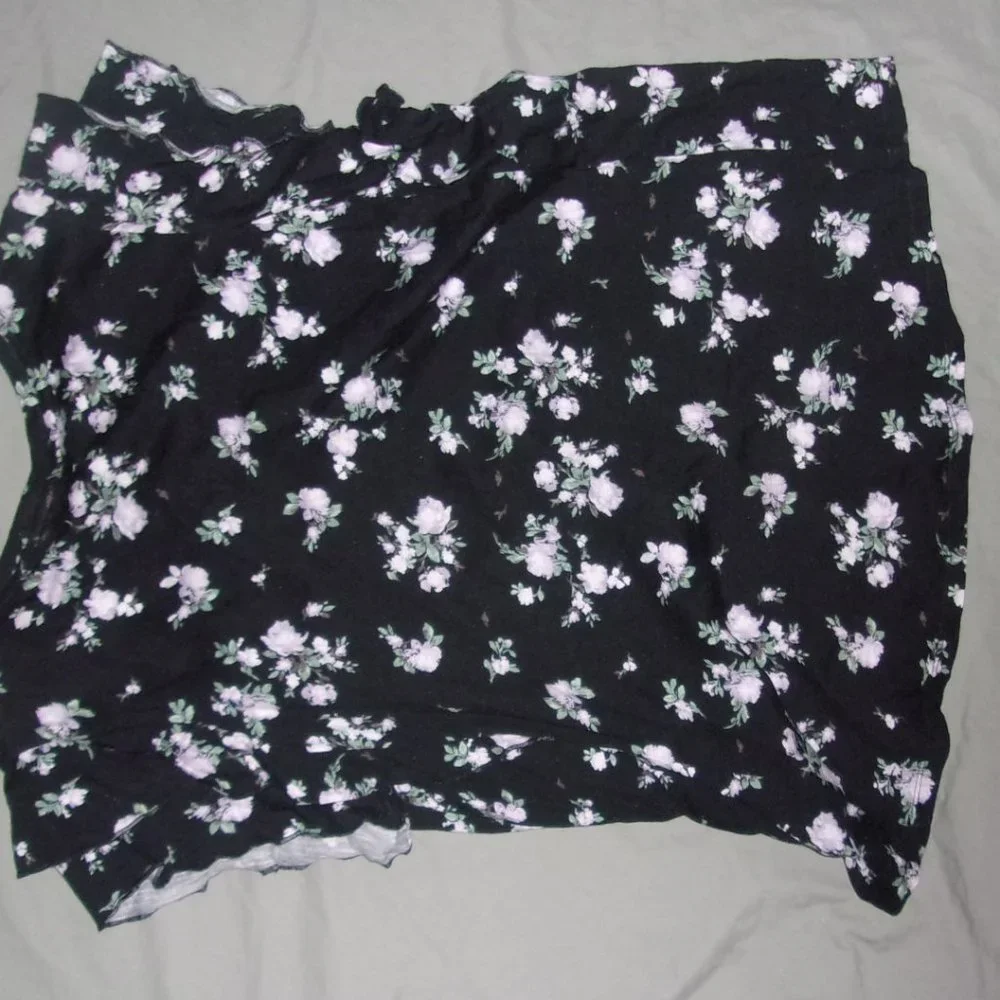 Top - Picture 3 of 3